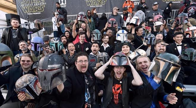 Fans cheer in the stands at Los Angeles premiere of "Star Wars: The Force Awakens" at the TCL Chinese Theatre. (Photo by Jordan Strauss/Invision/AP)