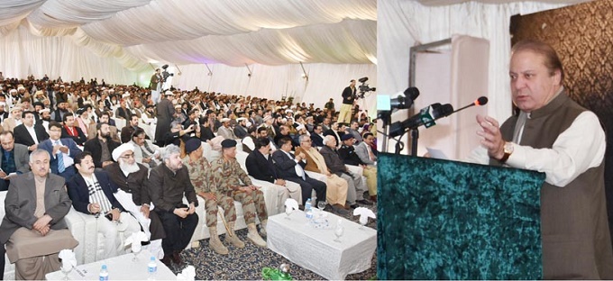 Prime Minister Nawaz Sharif addressing a gathering on upgradation ceremony of Zhob-Mughal Kot road (N-50) at Zhob, Balochistan, on 30 Dec. 2015