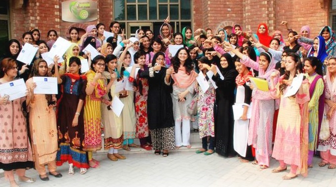 Facebook partners With Women’s Digital League to train Pakistani women