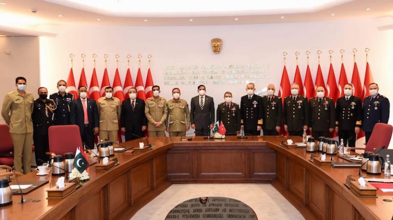 Pakistan-Turkey officials vow to enhance defense collaboration