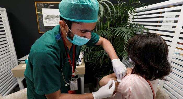Pakistan sets Aug 31 deadline for mandatory vaccination